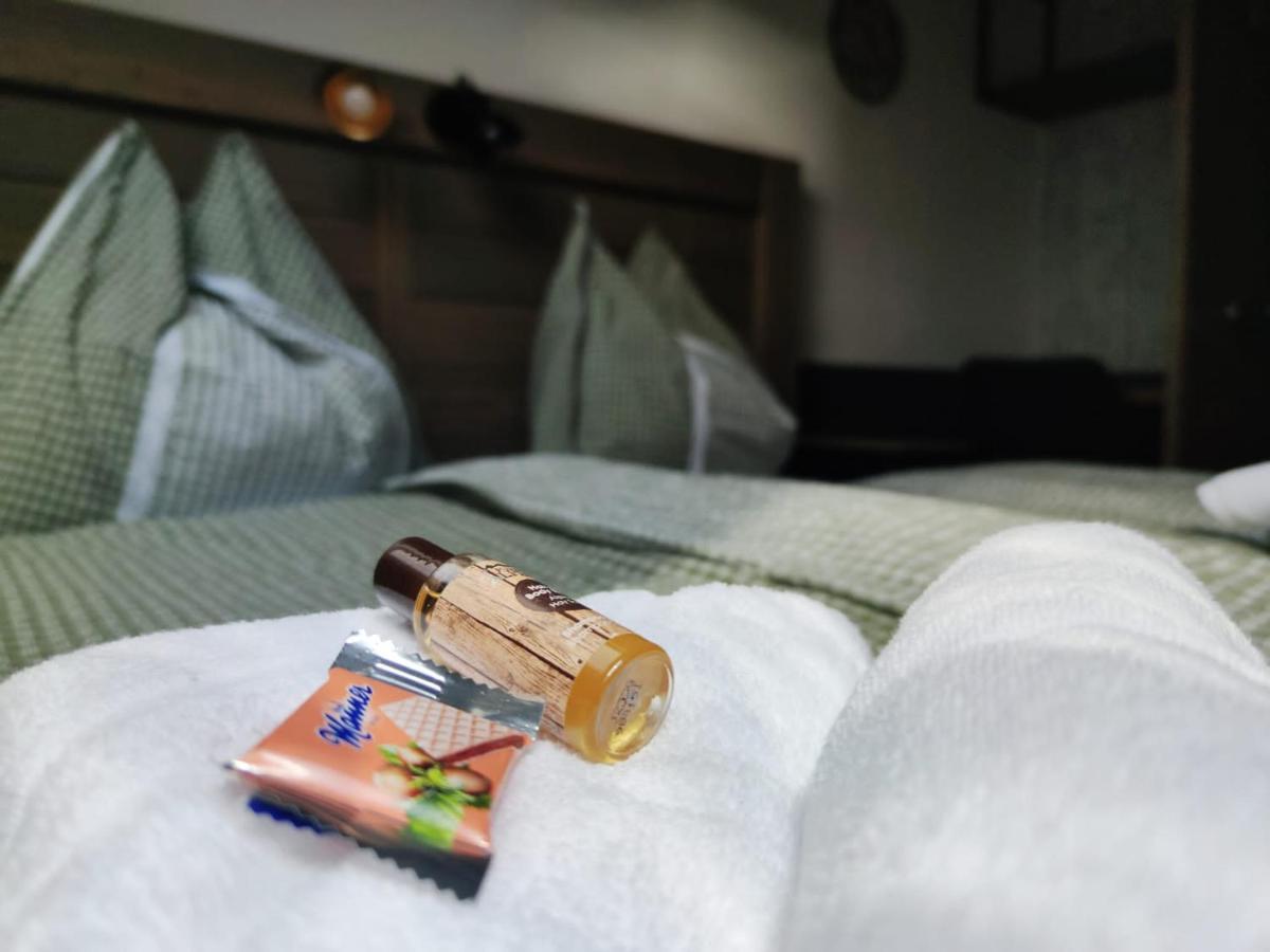 Pension Gemshorn Hainzenberg Exteriör bild